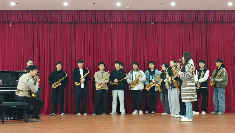 微信图片_20251119101357_436_132_副本.jpg